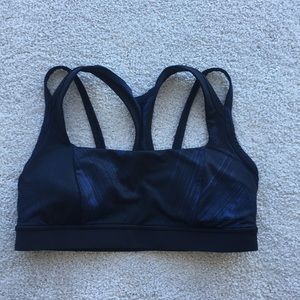 lululemon athletica Intimates & Sleepwear - Lululemon Splendour Bra NWOT lululemon athletica Intimates & Sleepwear - Lululemon Splendour Bra NWOT